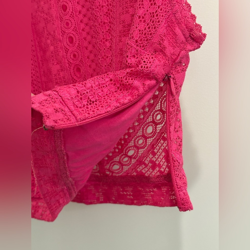 bebe Lace Crop Top – XS – Shocking Pink Fuchsia💖 - Picture 4 of 15